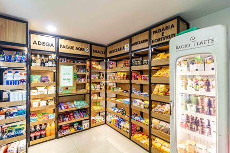 Casa para alugar com 270m², 0 quarto e 2 vagas Casa para alugar com 270m², 0 quarto e 2 vagasÁrea comum - Mercado