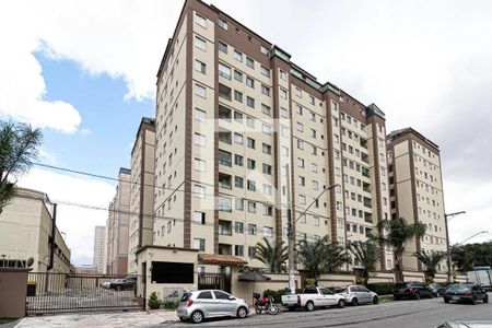 Apartamento à venda com 45m², 2 quartos e 1 vaga Apartamento à venda com 45m², 2 quartos e 1 vagaFachada
