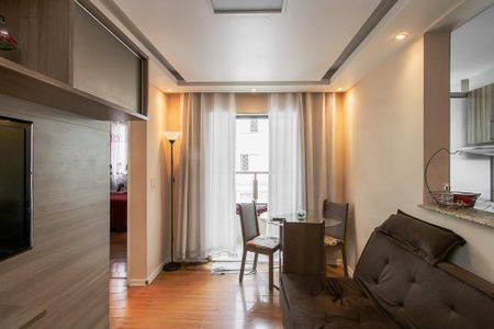 Apartamento à venda com 45m², 2 quartos e 1 vaga Apartamento à venda com 45m², 2 quartos e 1 vagaSala