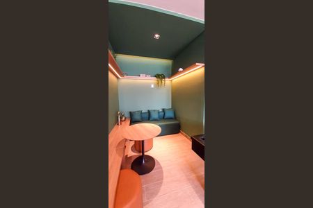 Apartamento à venda com 38m², 1 quarto e 1 vaga Apartamento à venda com 38m², 1 quarto e 1 vagaÁrea comum - Salão de Jogos