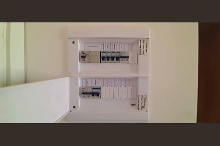 Apartamento à venda com 38m², 1 quarto e 1 vaga Apartamento à venda com 38m², 1 quarto e 1 vagaQuadro de Luz