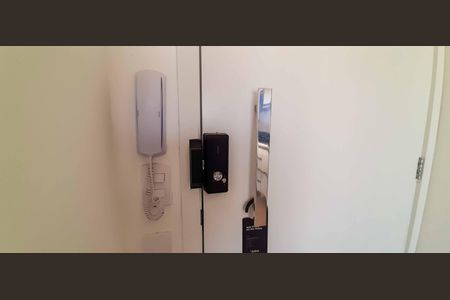 Apartamento à venda com 38m², 1 quarto e 1 vaga Apartamento à venda com 38m², 1 quarto e 1 vagaInterfone