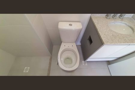 Apartamento à venda com 38m², 1 quarto e 1 vaga Apartamento à venda com 38m², 1 quarto e 1 vagaBanheiro da Suíte