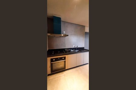 Apartamento à venda com 38m², 1 quarto e 1 vaga Apartamento à venda com 38m², 1 quarto e 1 vagaÁrea comum - Salão de festas