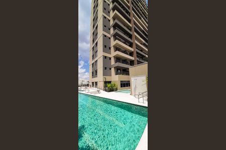 Apartamento à venda com 38m², 1 quarto e 1 vaga Apartamento à venda com 38m², 1 quarto e 1 vagaÁrea comum - Piscina
