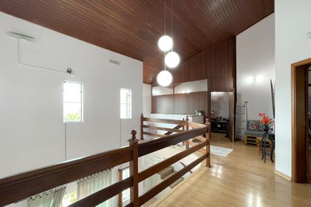 Casa à venda com 289m², 3 quartos e 2 vagasEscritório