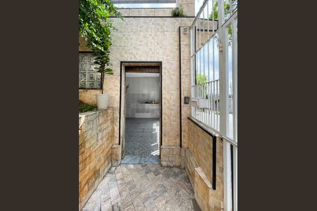 Casa à venda com 289m², 3 quartos e 2 vagasEntrada