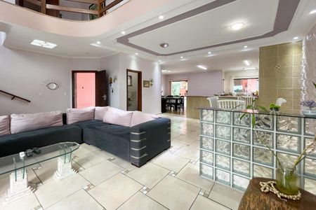 Casa à venda com 289m², 3 quartos e 2 vagasSala