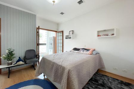 Casa à venda com 289m², 3 quartos e 2 vagasSuíte 2