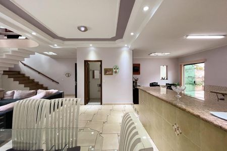 Casa à venda com 289m², 3 quartos e 2 vagasSala de Jantar