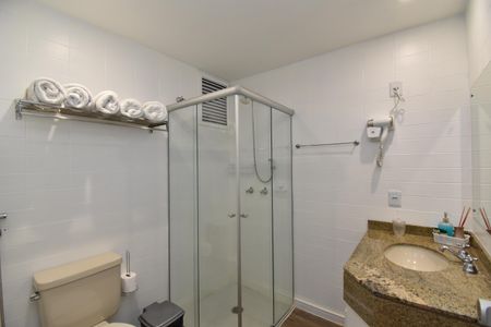 Apartamento para alugar com 67m², 1 quarto e sem vagaBanheiro