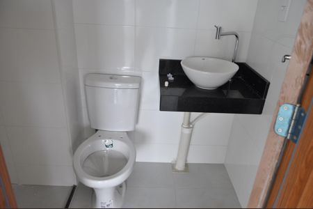 Apartamento à venda com 36m², 2 quartos e sem vagaBanheiro