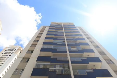 Apartamento para alugar com 80m², 3 quartos e 2 vagasFachada