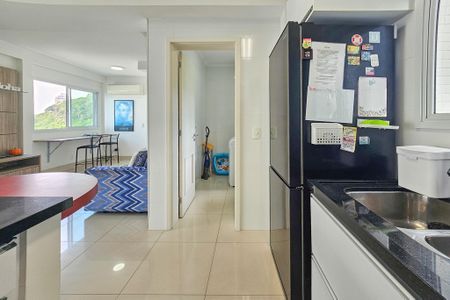 Apartamento para alugar com 84m², 2 quartos e 2 vagasCozinha