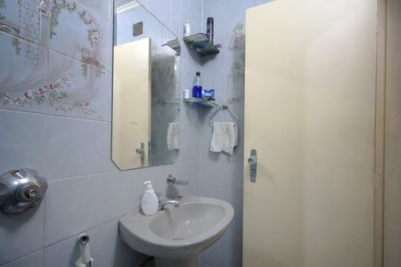 Casa à venda com 160m², 4 quartos e 1 vagaBanheiro da Suíte