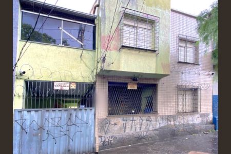 Casa à venda com 160m², 4 quartos e 1 vaga Casa à venda com 160m², 4 quartos e 1 vagaFacahda