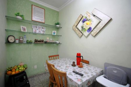 Casa à venda com 160m², 4 quartos e 1 vagaSala de Jantar