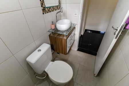 Apartamento para alugar com 46m², 2 quartos e 1 vaga Apartamento para alugar com 46m², 2 quartos e 1 vagaBanheiro