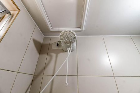 Apartamento para alugar com 46m², 2 quartos e 1 vaga Apartamento para alugar com 46m², 2 quartos e 1 vagaBanheiro