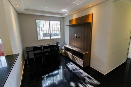 Apartamento para alugar com 46m², 2 quartos e 1 vaga Apartamento para alugar com 46m², 2 quartos e 1 vagaSala