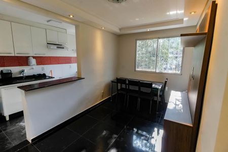 Apartamento para alugar com 46m², 2 quartos e 1 vaga Apartamento para alugar com 46m², 2 quartos e 1 vagaSala