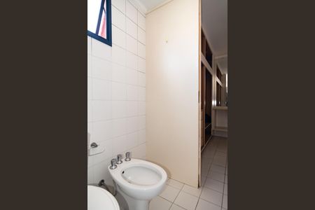 Apartamento para alugar com 96m², 2 quartos e 2 vagasBanheiro do Quarto 2
