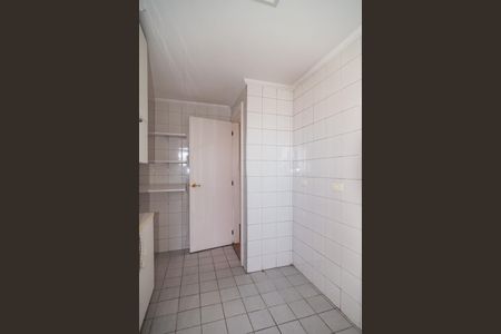 Apartamento para alugar com 96m², 2 quartos e 2 vagasCozinha