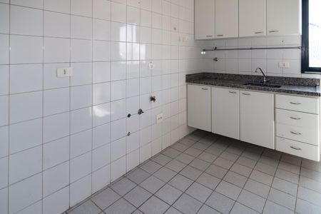 Apartamento para alugar com 96m², 2 quartos e 2 vagasCozinha