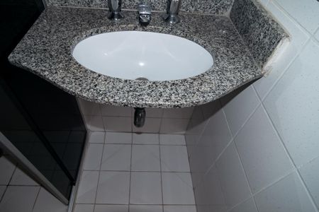 Apartamento para alugar com 96m², 2 quartos e 2 vagasBanheiro
