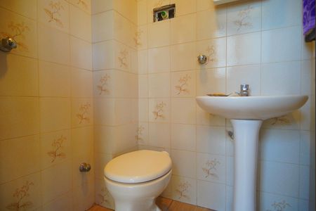 Apartamento à venda com 185m², 3 quartos e 1 vaga Apartamento à venda com 185m², 3 quartos e 1 vagaLavabo 2