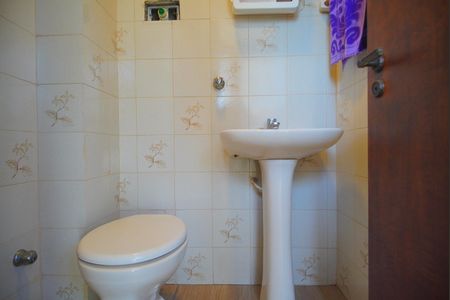 Apartamento à venda com 185m², 3 quartos e 1 vaga Apartamento à venda com 185m², 3 quartos e 1 vagaLavabo 2