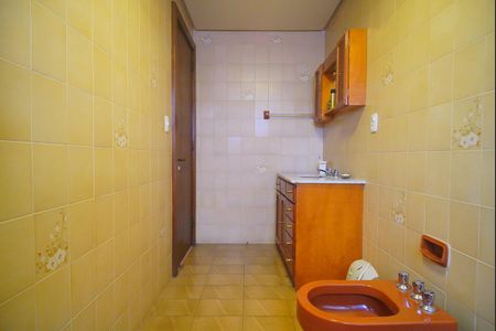 Apartamento à venda com 185m², 3 quartos e 1 vaga Apartamento à venda com 185m², 3 quartos e 1 vagaBanheiro