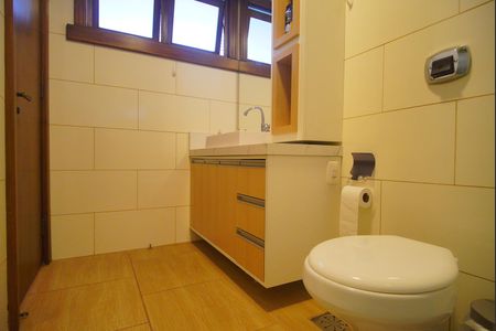 Apartamento à venda com 185m², 3 quartos e 1 vaga Apartamento à venda com 185m², 3 quartos e 1 vagaBanheiro da Suíte