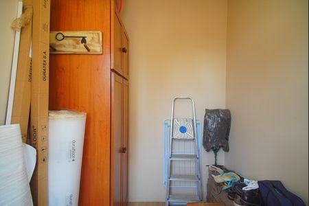 Apartamento à venda com 185m², 3 quartos e 1 vaga Apartamento à venda com 185m², 3 quartos e 1 vagaQuarto de Serviço