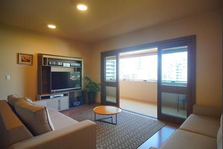 Apartamento à venda com 185m², 3 quartos e 1 vaga Apartamento à venda com 185m², 3 quartos e 1 vagaSala