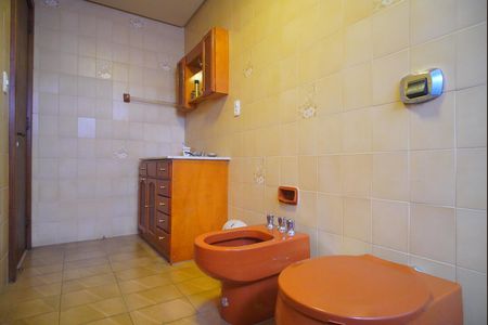 Apartamento à venda com 185m², 3 quartos e 1 vaga Apartamento à venda com 185m², 3 quartos e 1 vagaBanheiro