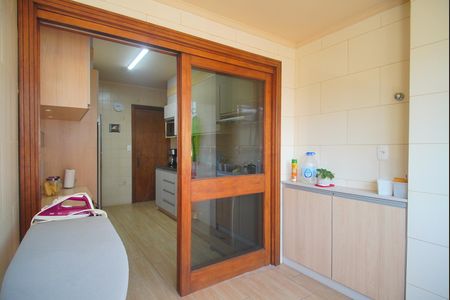 Apartamento à venda com 185m², 3 quartos e 1 vaga Apartamento à venda com 185m², 3 quartos e 1 vagaÁrea de Serviço