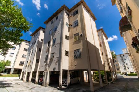 Apartamento à venda com 56m², 2 quartos e 1 vagaFachada