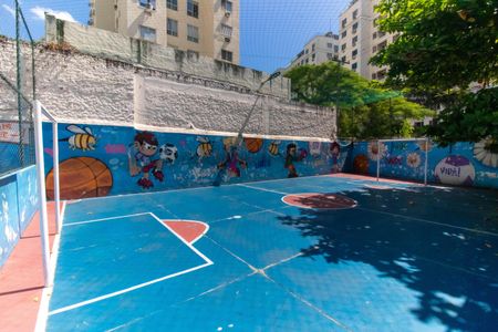 Apartamento à venda com 56m², 2 quartos e 1 vagaÁrea comum