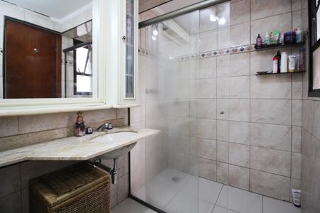 Apartamento à venda com 100m², 3 quartos e 2 vagasBanheiro da Suíte 1