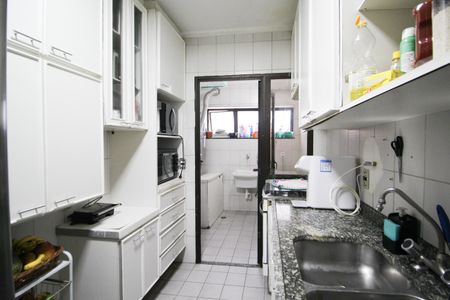 Apartamento à venda com 100m², 3 quartos e 2 vagasCozinha