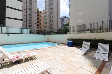 Apartamento à venda com 100m², 3 quartos e 2 vagasÁrea comum - Piscina