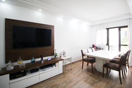 Apartamento à venda com 100m², 3 quartos e 2 vagasSala