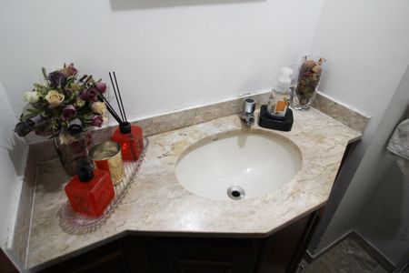 Apartamento à venda com 100m², 3 quartos e 2 vagasLavabo