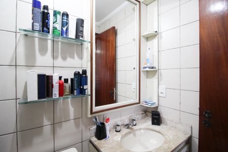 Apartamento à venda com 100m², 3 quartos e 2 vagasBanheiro da Suíte 3