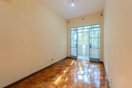 Apartamento para alugar com 120m², 3 quartos e sem vagaSala