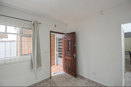Casa à venda com 100m², 2 quartos e 2 vagasSala