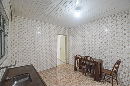 Casa à venda com 100m², 2 quartos e 2 vagasCozinha