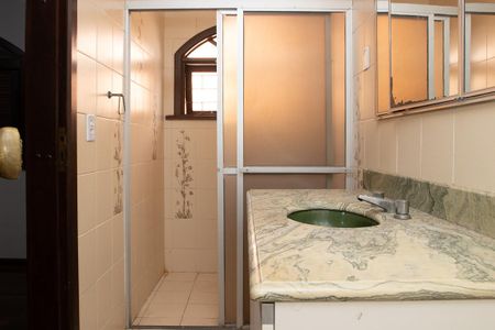 Casa para alugar com 580m², 9 quartos e 6 vagas Casa para alugar com 580m², 9 quartos e 6 vagasBanheiro da Suíte 2