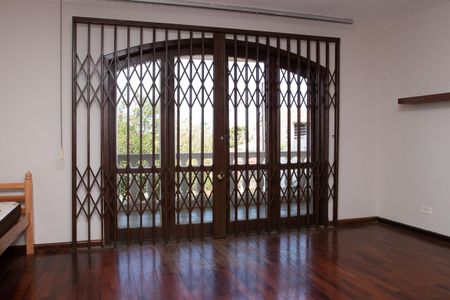 Casa para alugar com 580m², 9 quartos e 6 vagas Casa para alugar com 580m², 9 quartos e 6 vagasQuarto 8